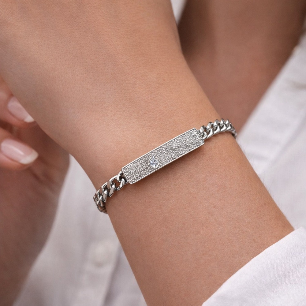 Elegant Silver Bracelet